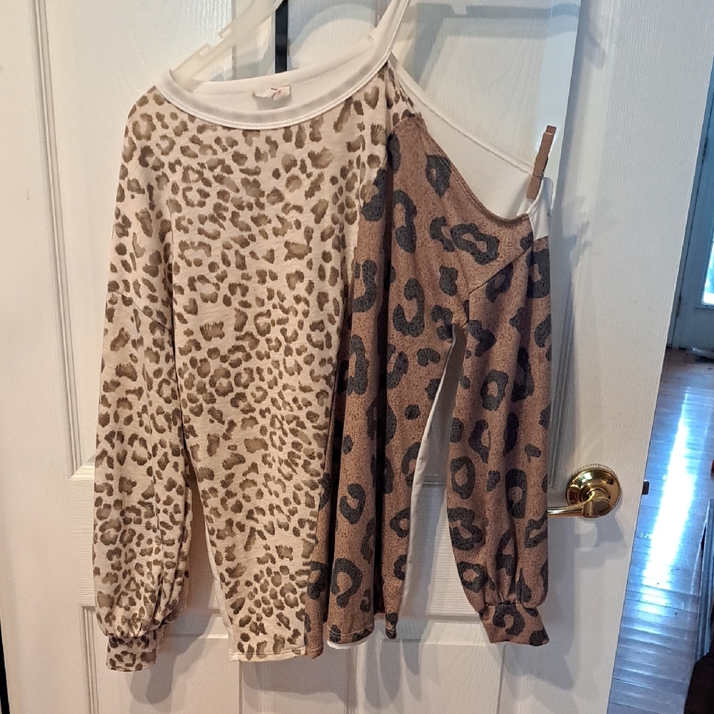 BiBi Cream and Brown Patterned Top